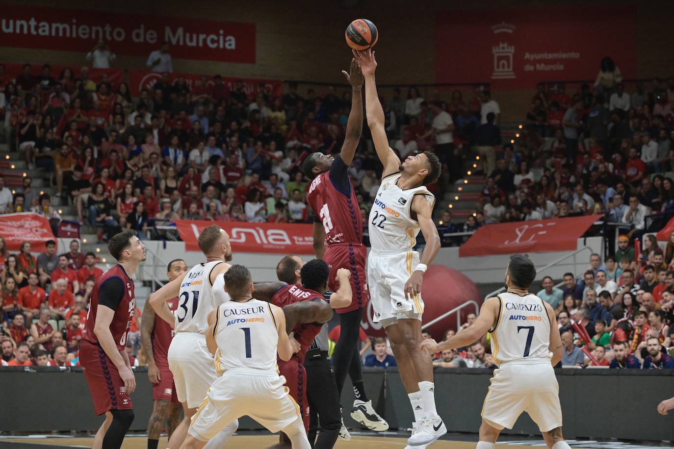 Las imágenes del UCAM-Real Madrid (73-84)