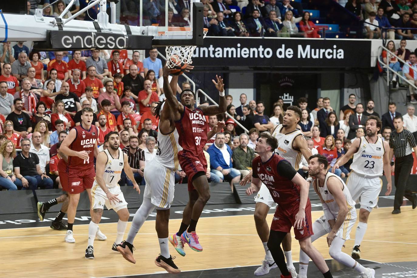 Las imágenes del UCAM-Real Madrid (73-84)