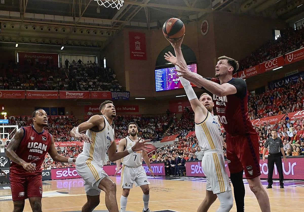 Las imágenes del UCAM-Real Madrid (73-84)