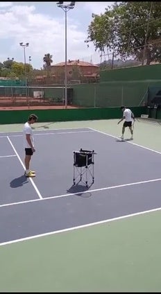 Carlos Alcaraz entrenando en El Palmar