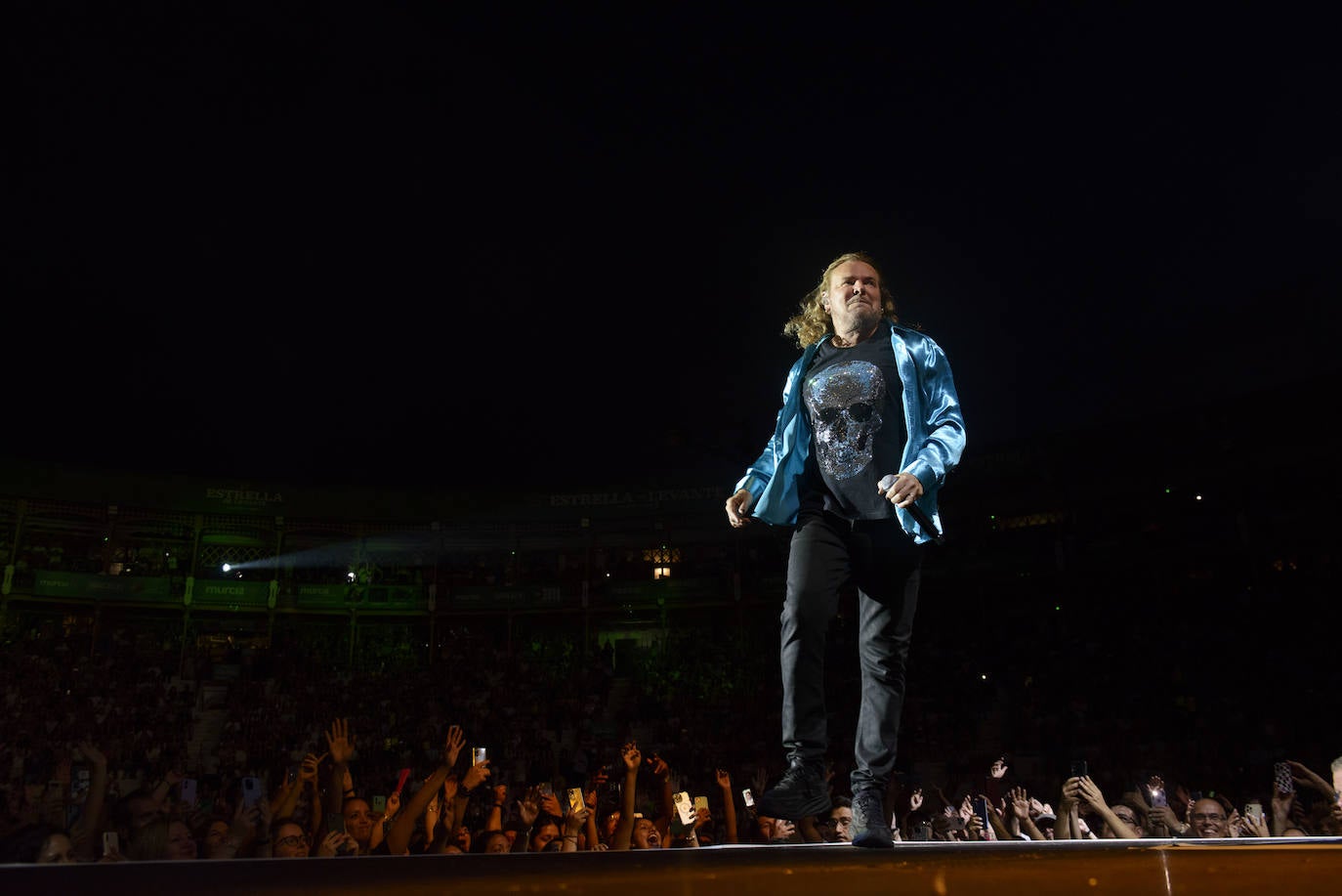 Imágenes del concierto de Maná en la Plaza de Toros de Murcia