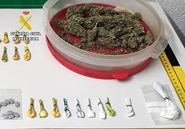 Los diferentes tipos de droga que encontraron durante el registro domiciliario.