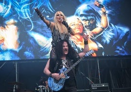 Doro Pesch, este sábado, durante su actuación en el Rock Imperium.