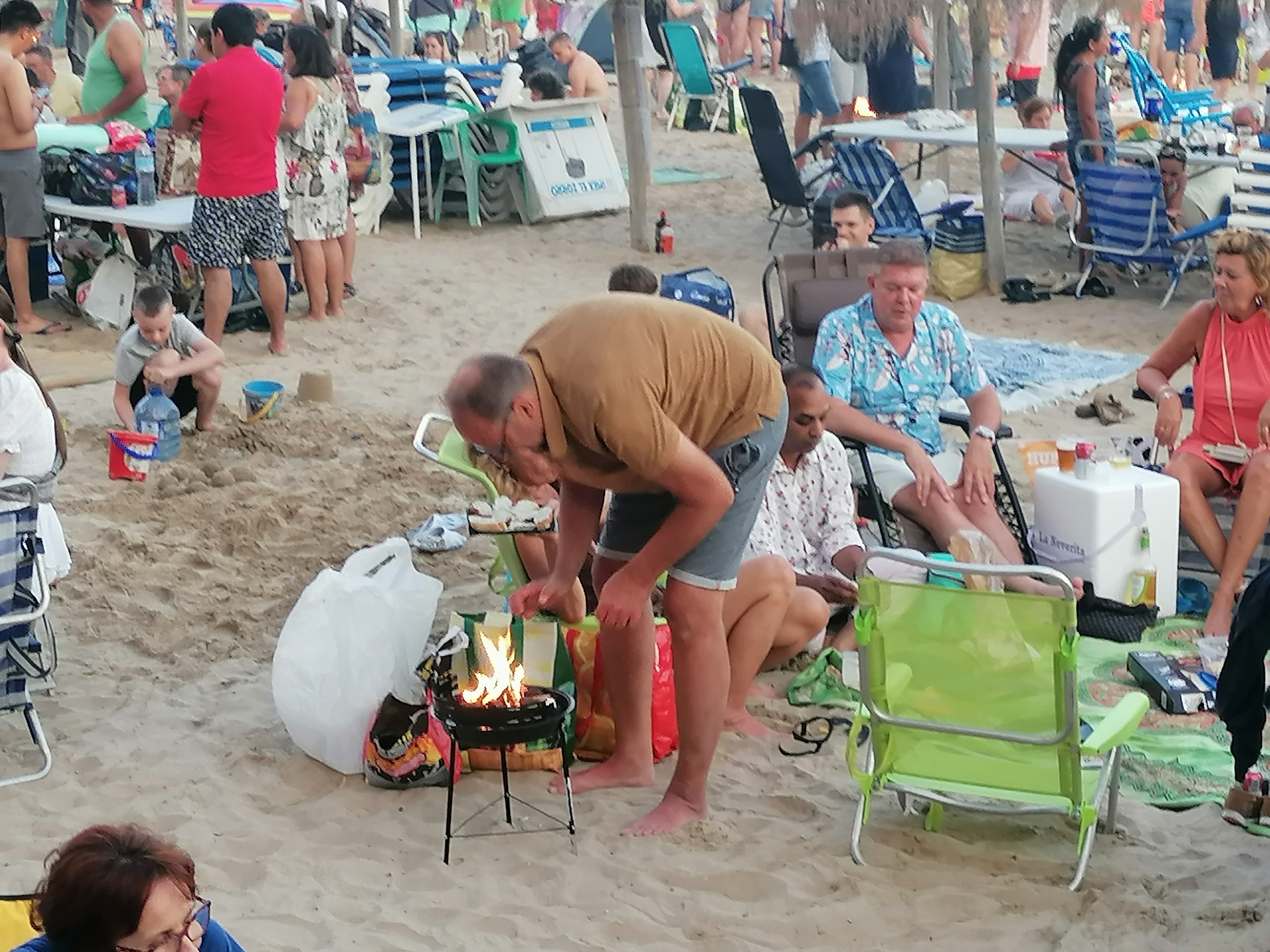 Las imágenes de las hogueras de San Juan en Torrevieja