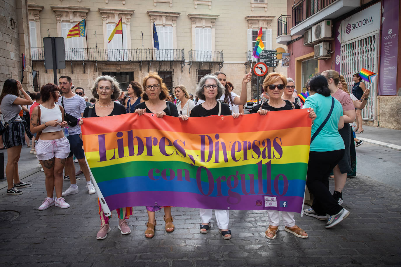 Las imágenes de la marcha del Orgullo LGTBI en Orihuela