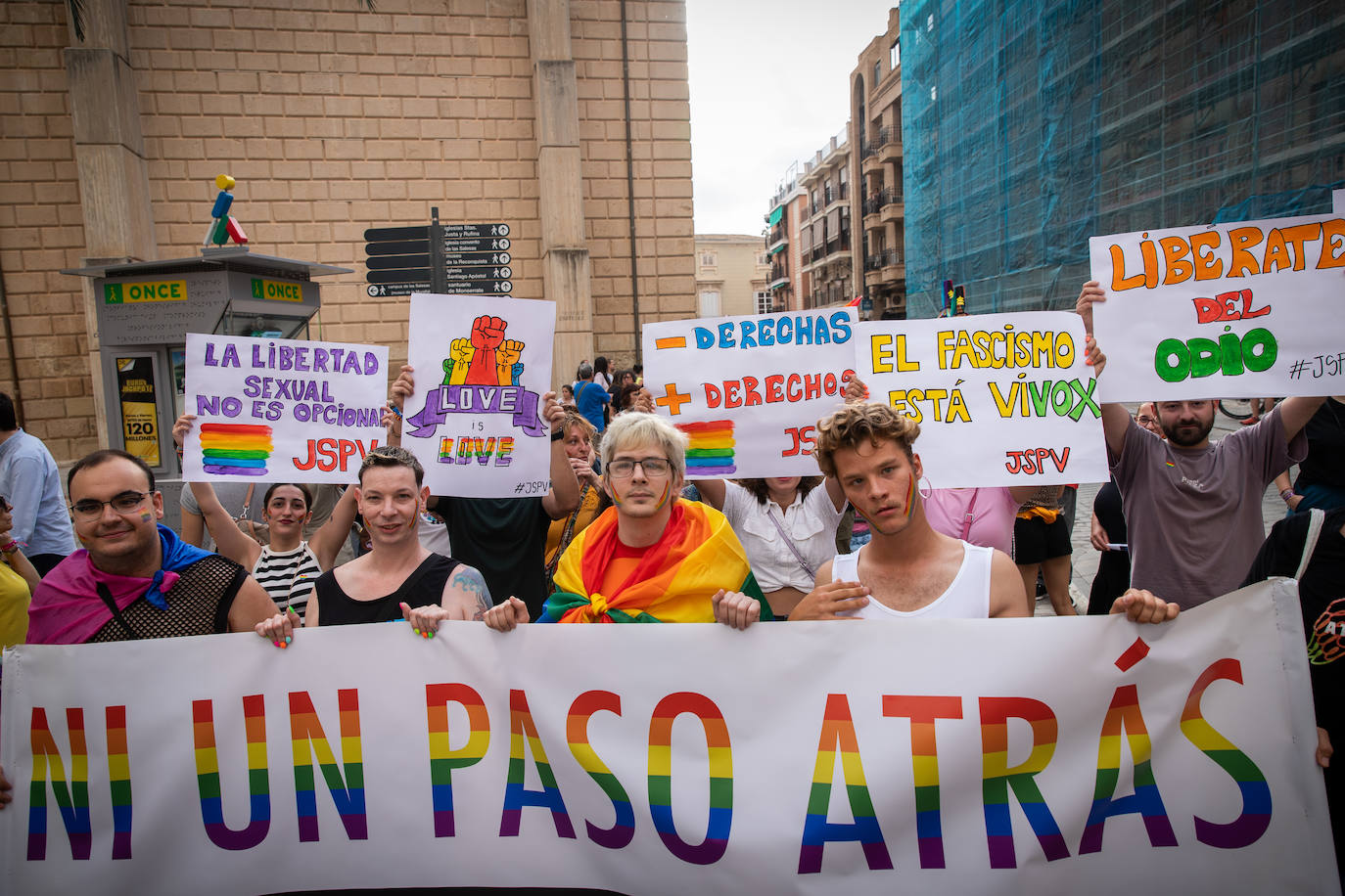 Las imágenes de la marcha del Orgullo LGTBI en Orihuela