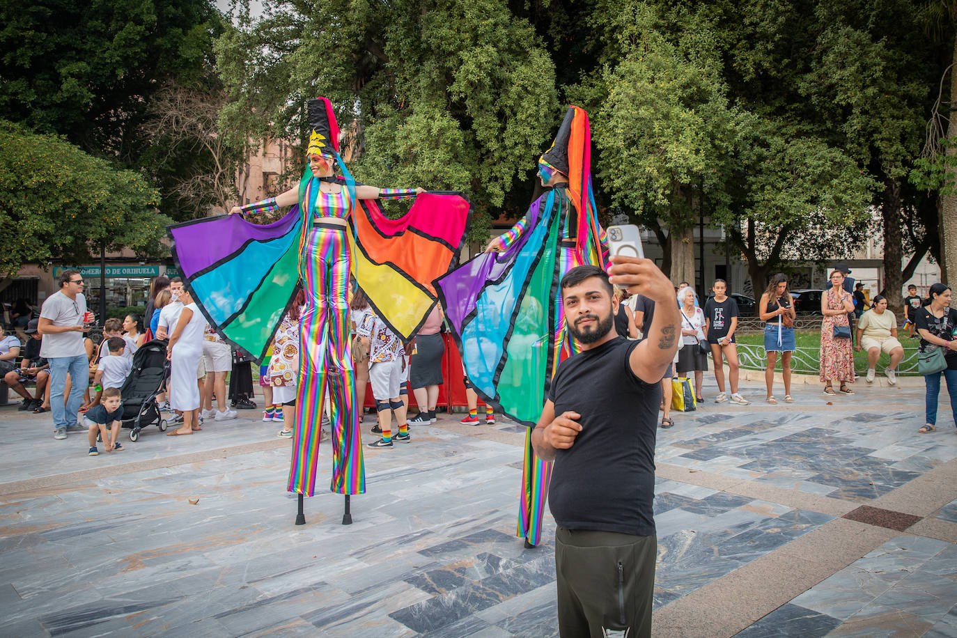 Las imágenes de la marcha del Orgullo LGTBI en Orihuela