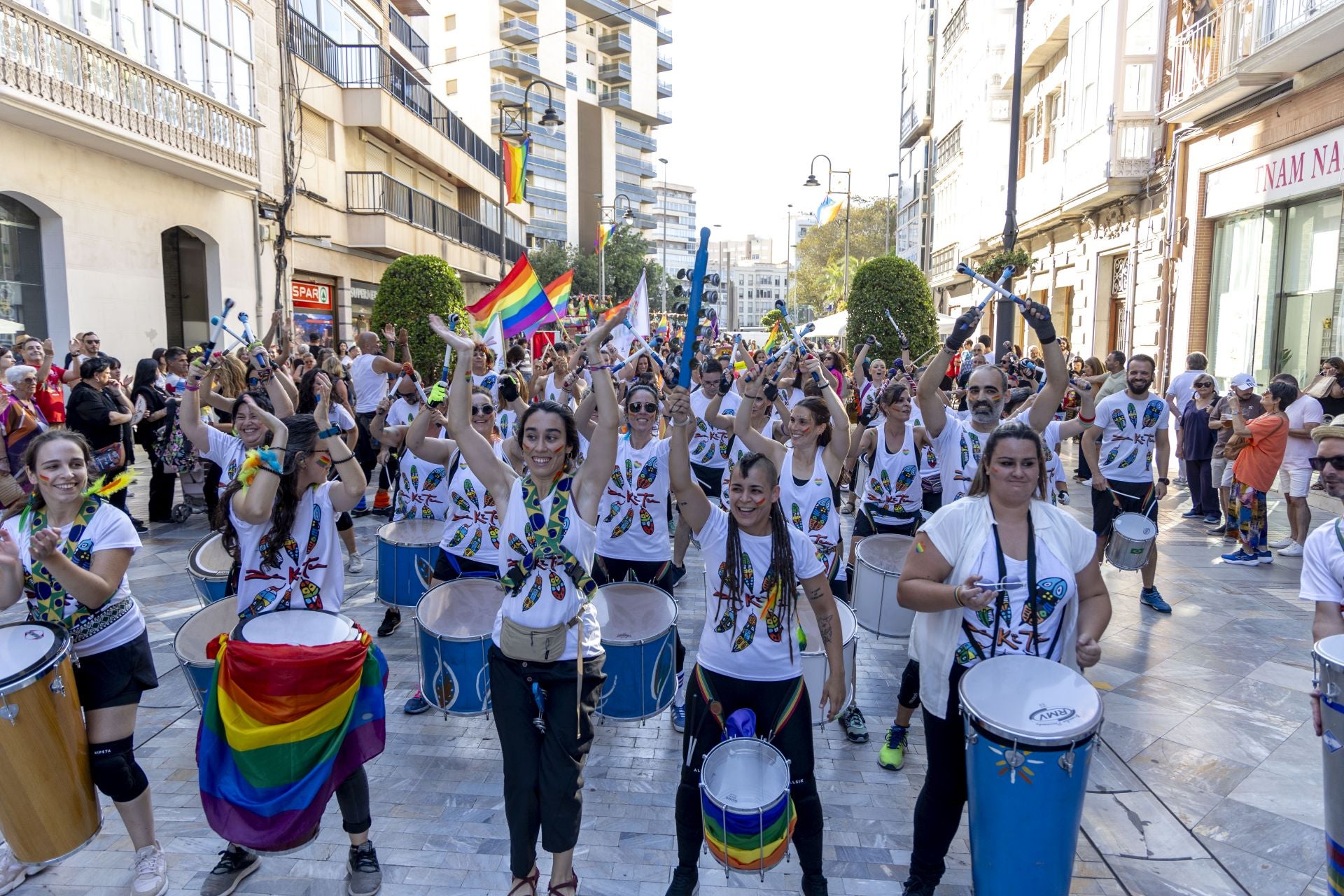 El desfile del Orgullo en Cartagena, en imágenes