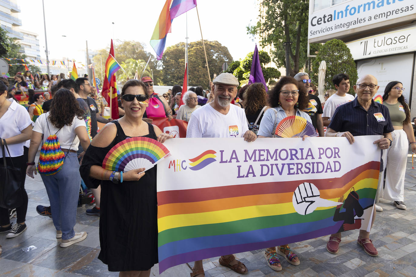 El desfile del Orgullo en Cartagena, en imágenes