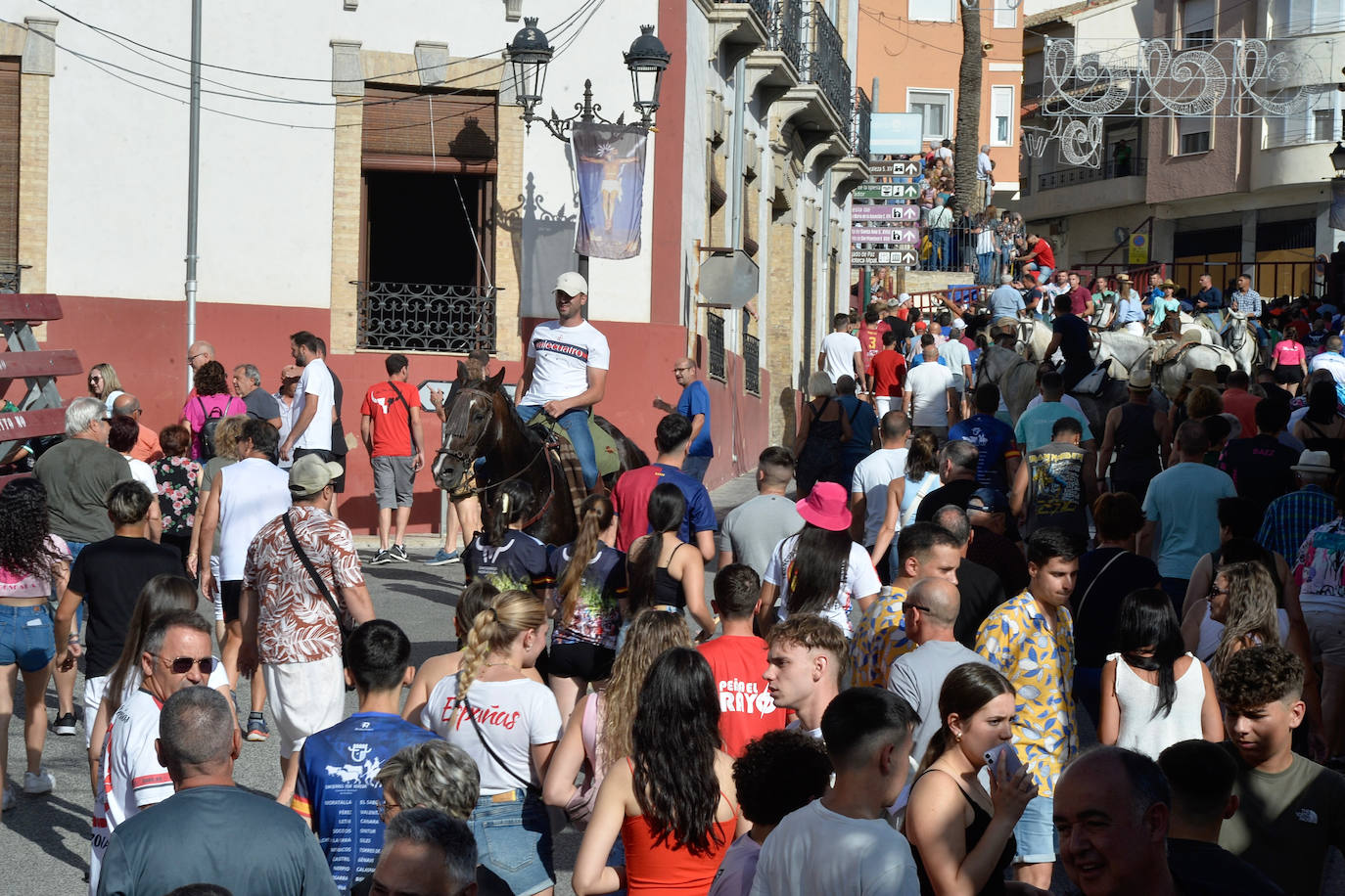 El primer encierro de Moratalla, en imágenes