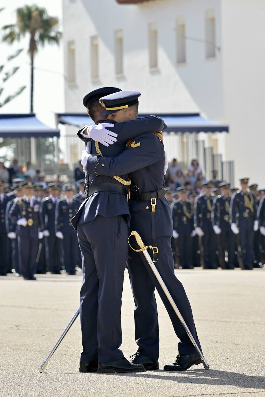 La entrega de Reales Despachos a los nuevos tenientes del Ejército del Aire