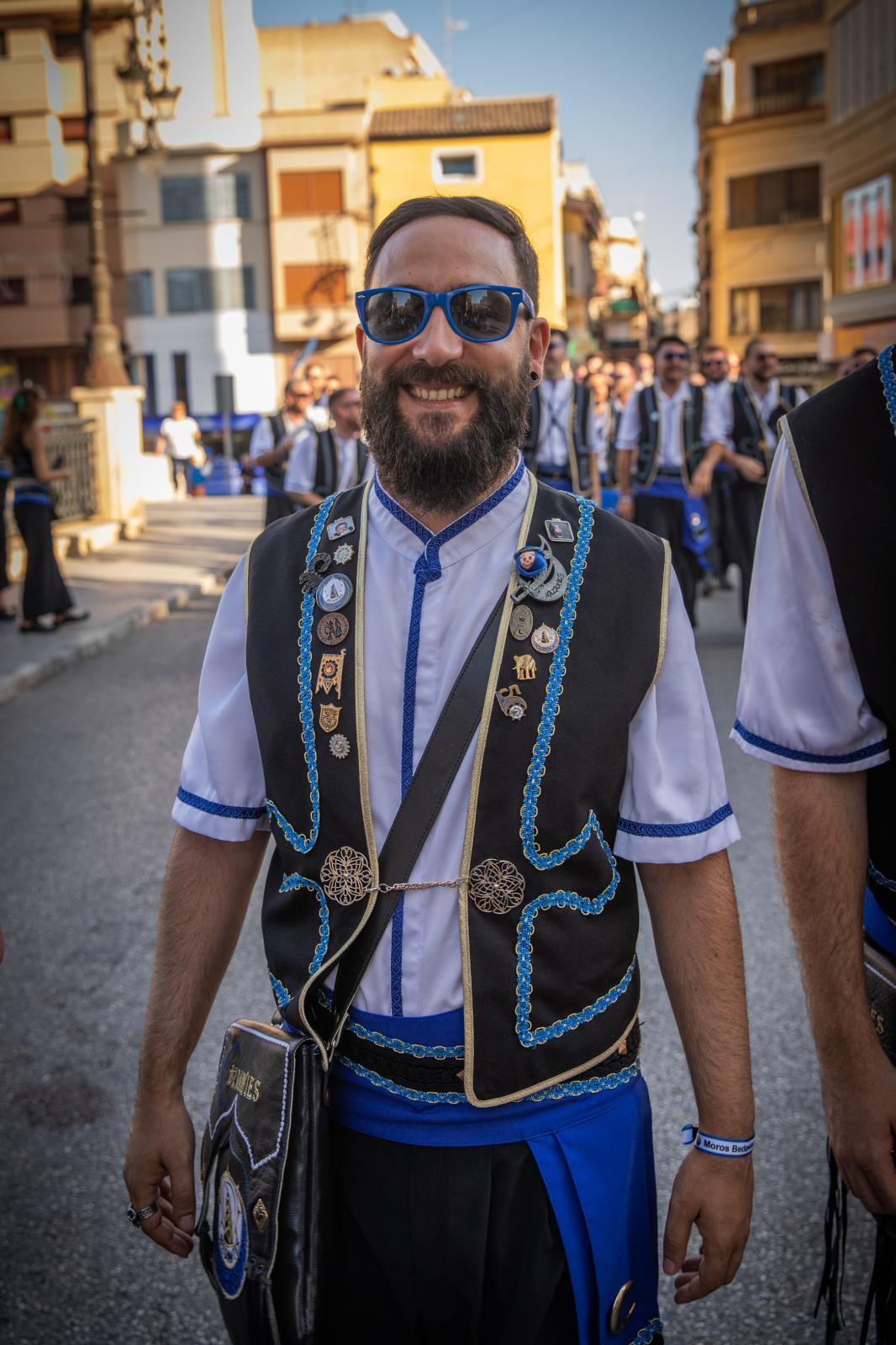 La ofrenda de flores de los Moros y Cristianos de Orihuela, en imágenes