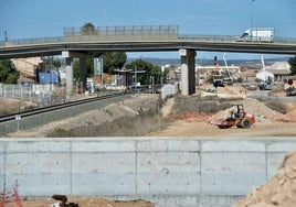 Obras de remodelación de la estación de Balsicas, en el nuevo tramo de alta velocidad entre Riquelme-Sucina y Torre Pacheco.