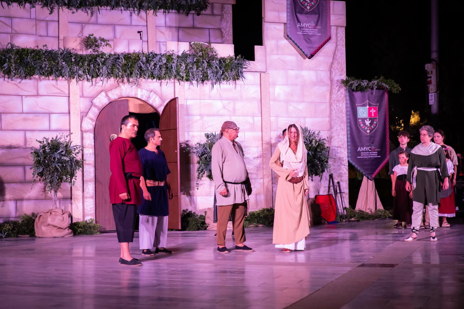 Las imágenes de la representación de la Toma del Castillo en Orihuela