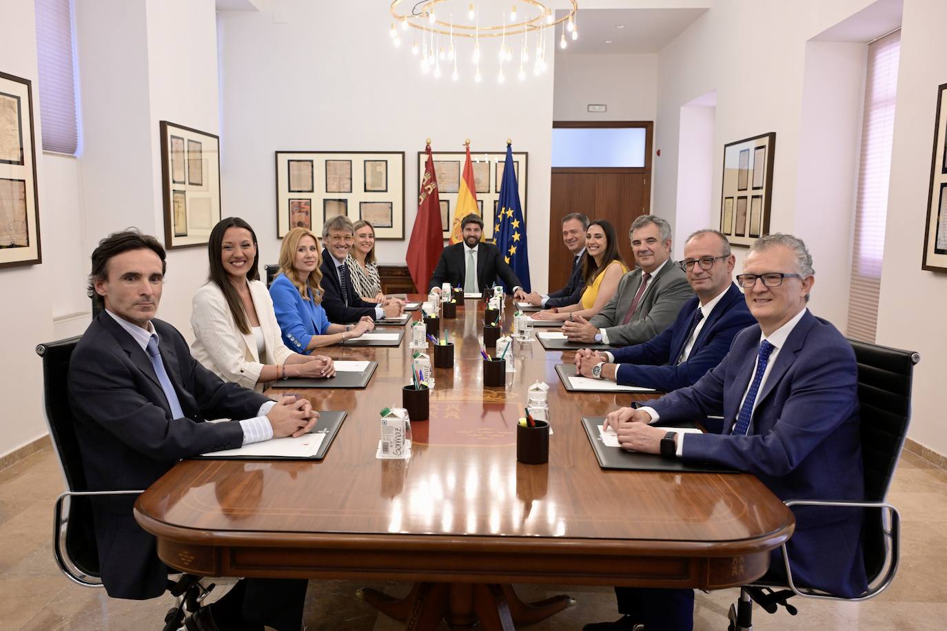 Toma de posesión de los nuevos consejeros del gobierno regional, en imágenes