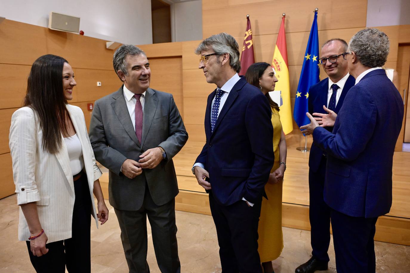 Toma de posesión de los nuevos consejeros del gobierno regional, en imágenes