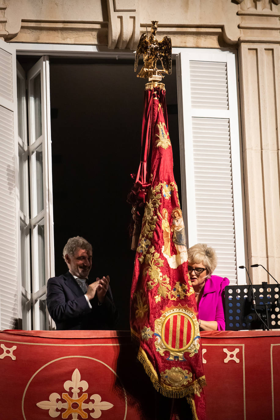 Las imágenes de la Exposición de la Gloriosa Enseña del Oriol en Orihuela