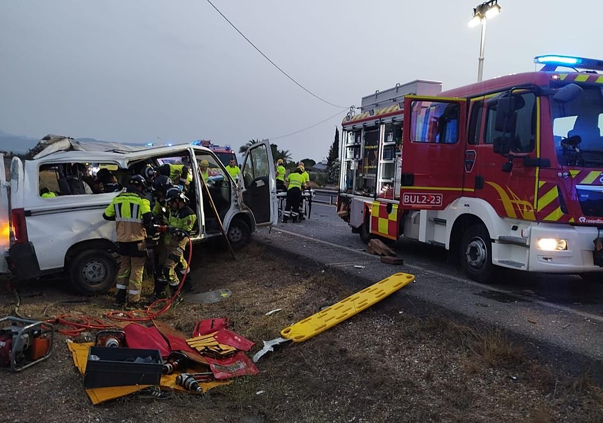 Estado de la furgoneta tras el siniestro.