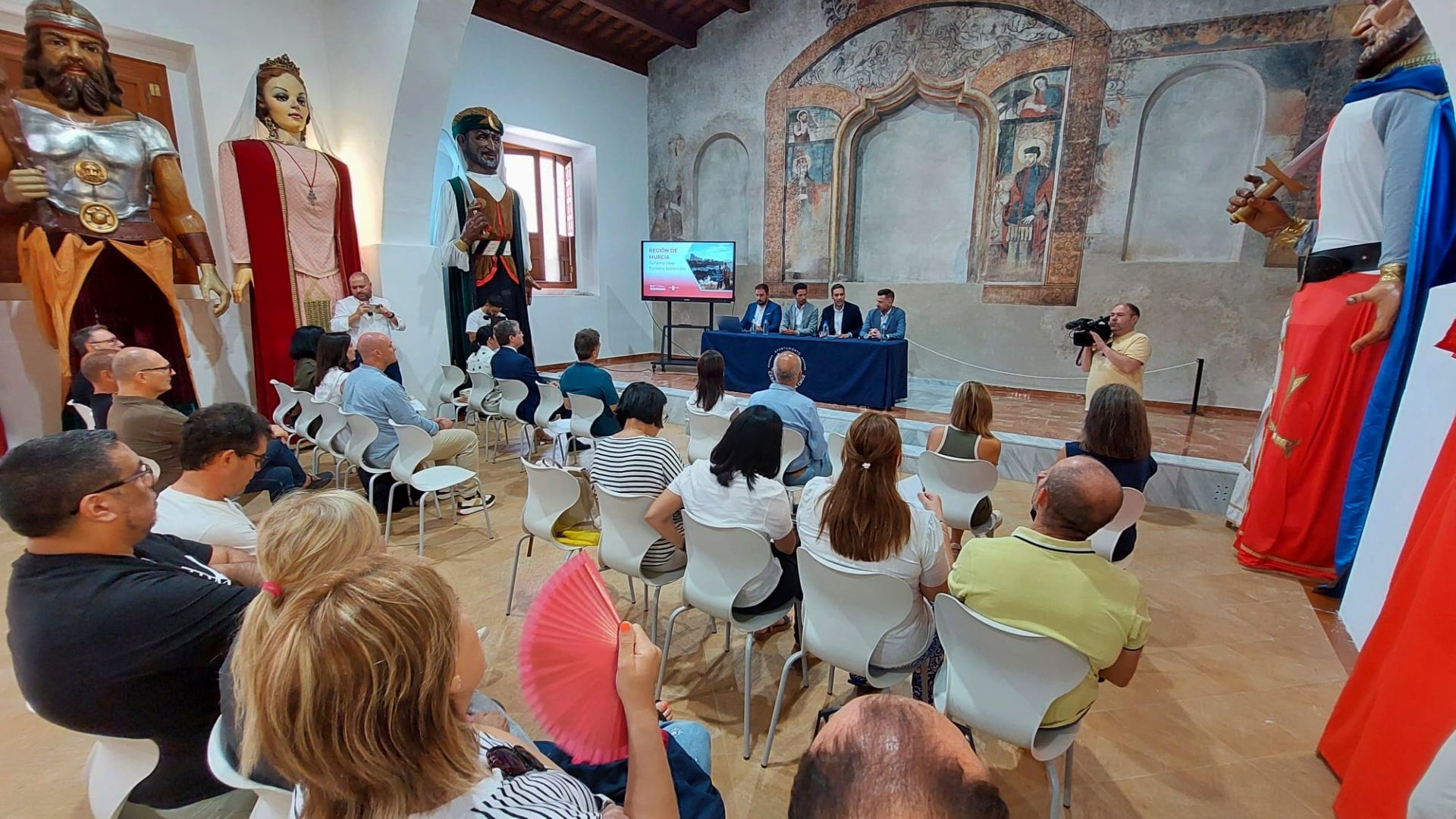 La primera reunión se realizó en la ermita de San Sebastián.