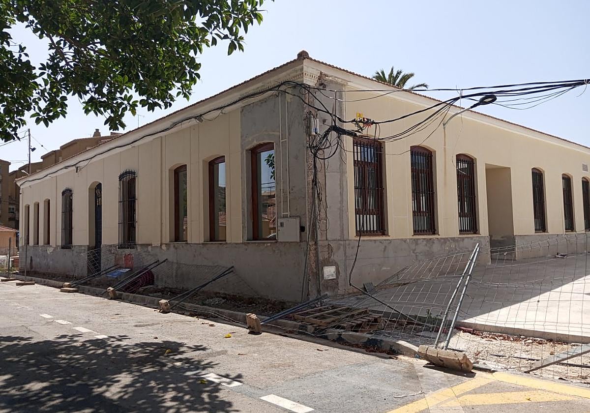 Estado que presentaban las obras del edificio a principios de mes.