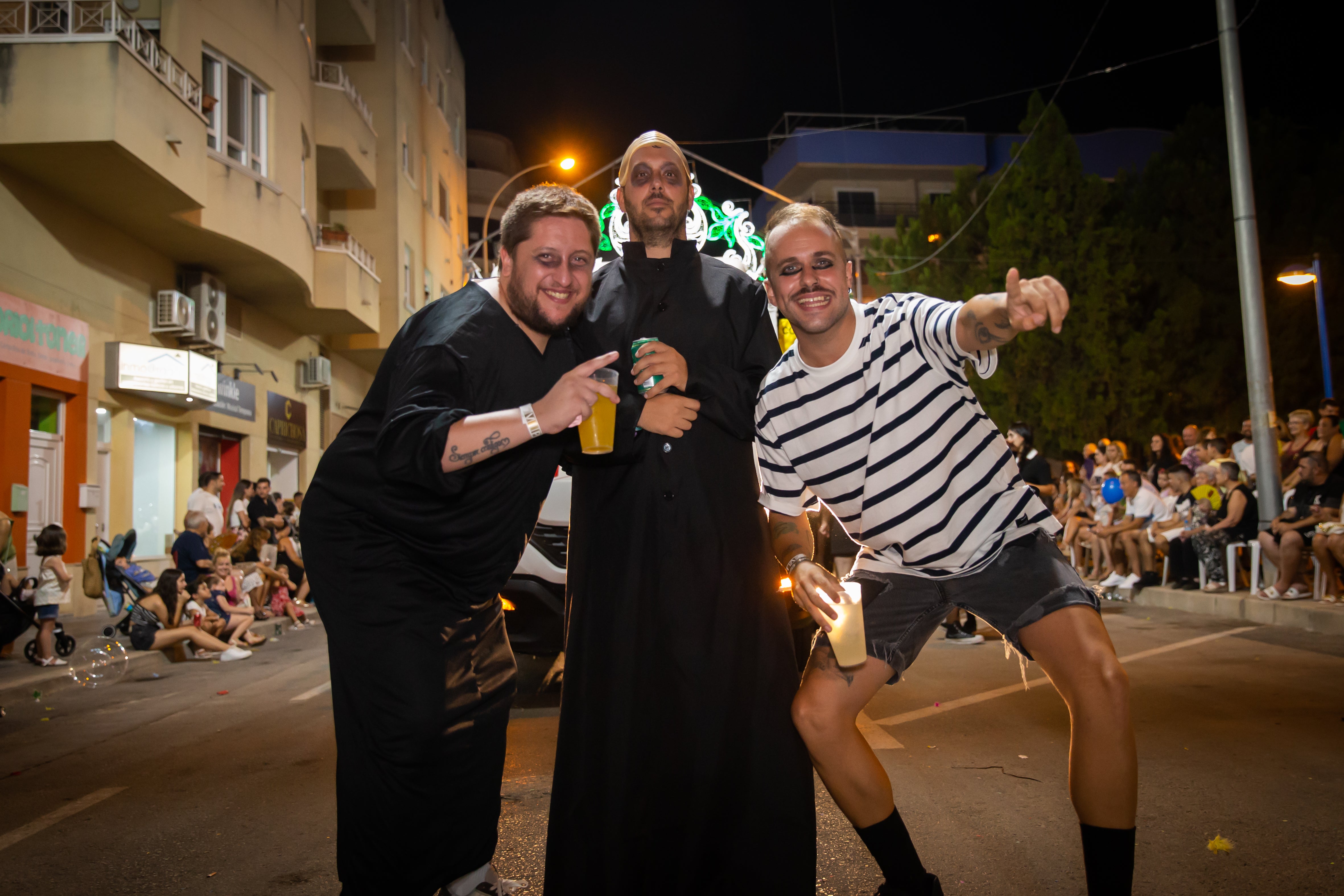 Las imágenes de la retreta festera de Orihuela