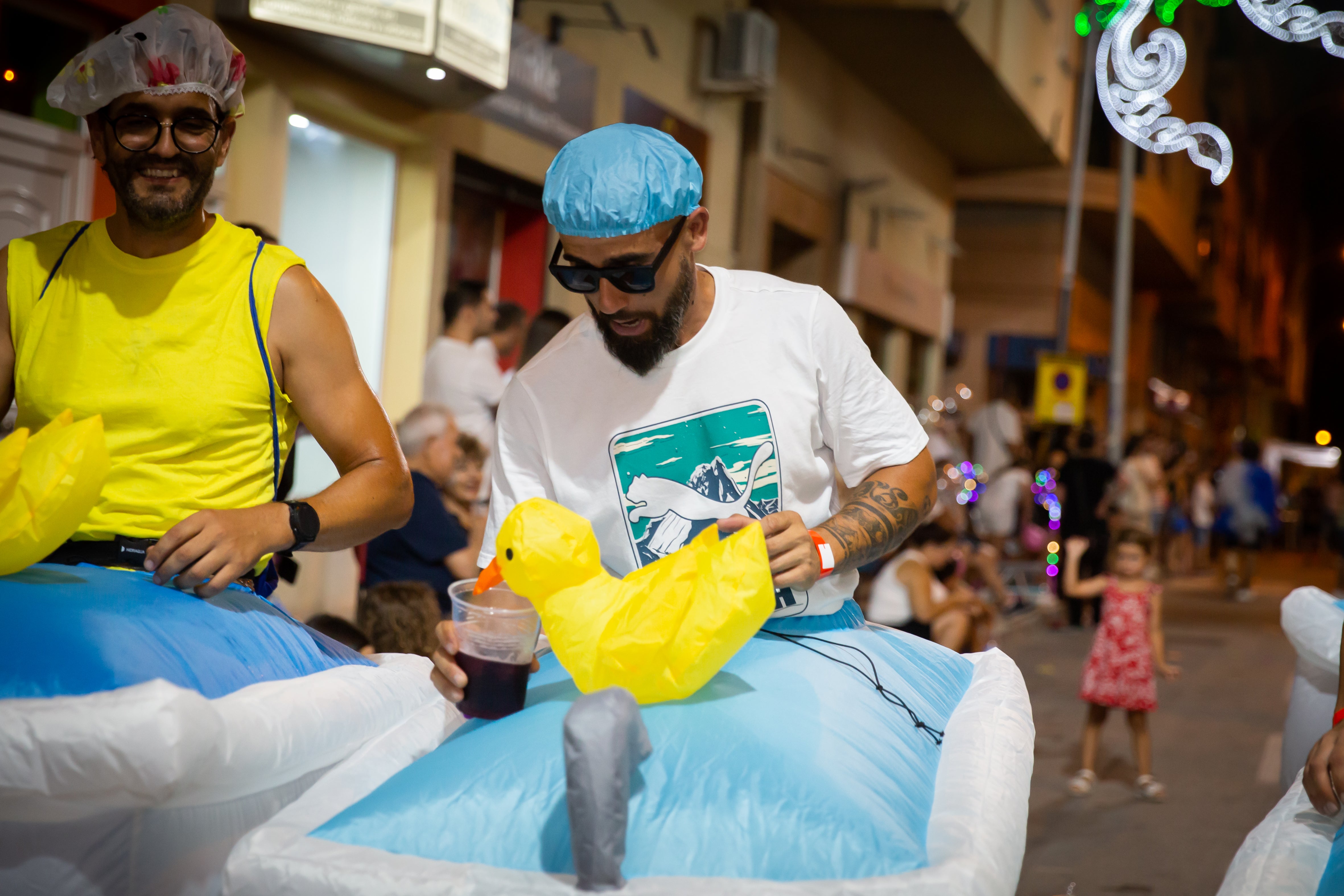 Las imágenes de la retreta festera de Orihuela