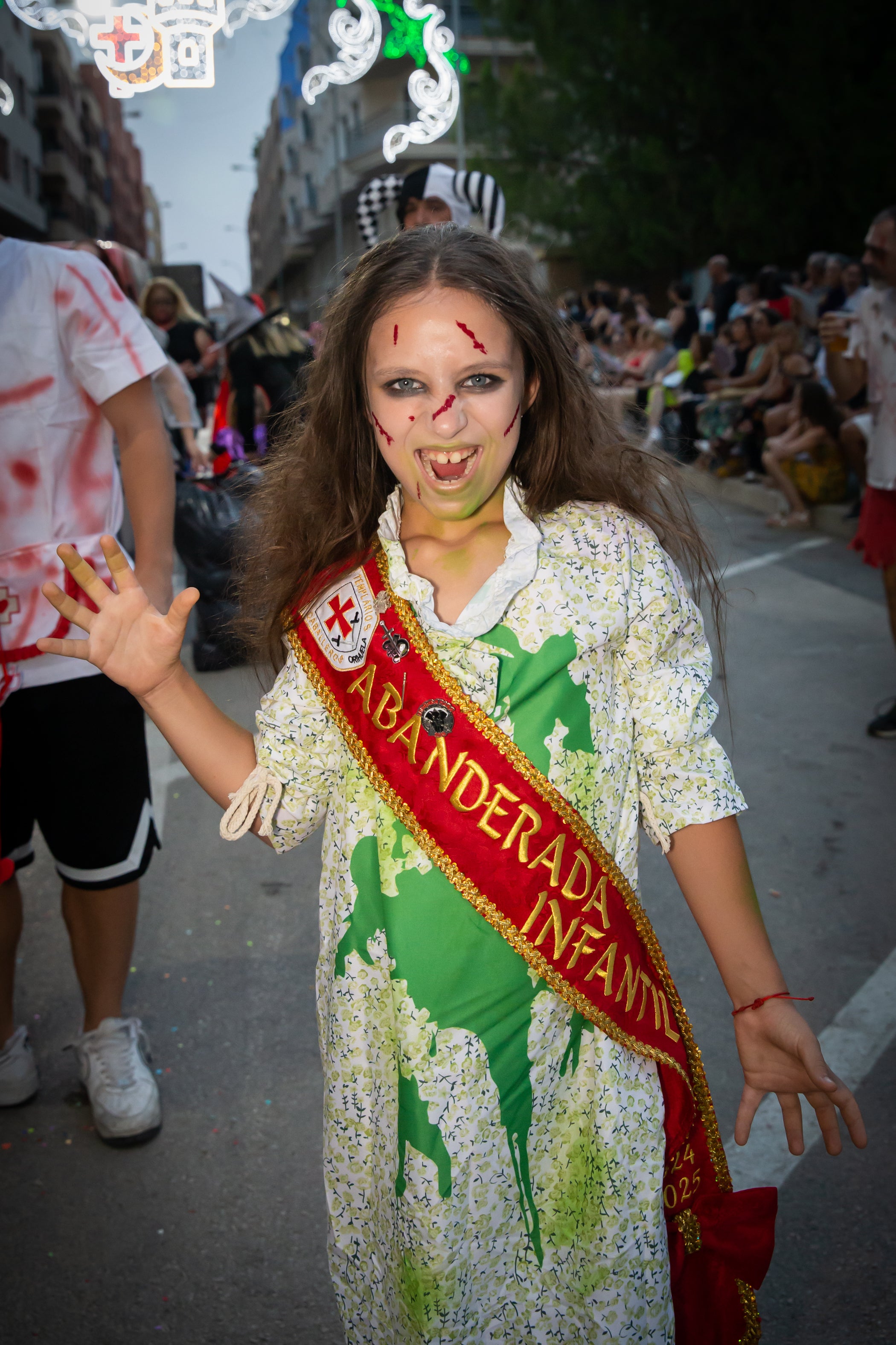 Las imágenes de la retreta festera de Orihuela