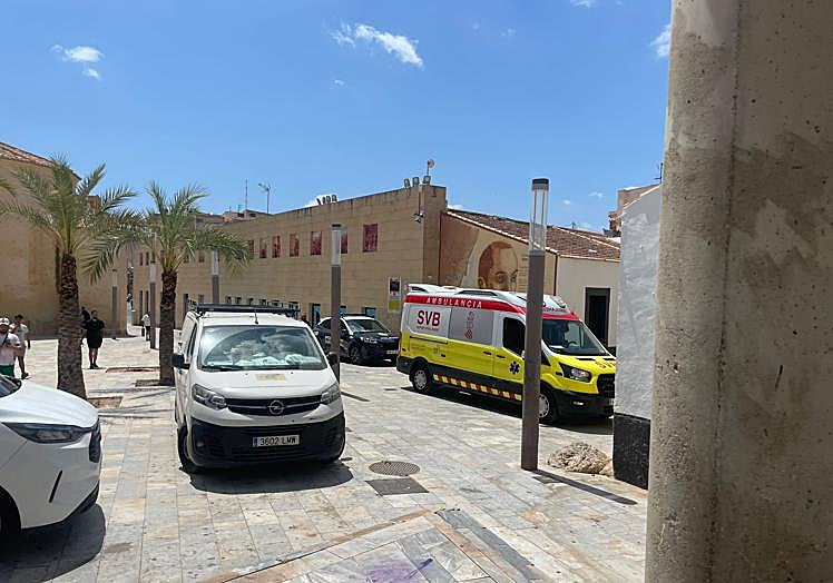 Policía, bomberos y sanitarios realizaron un gran despliegue.