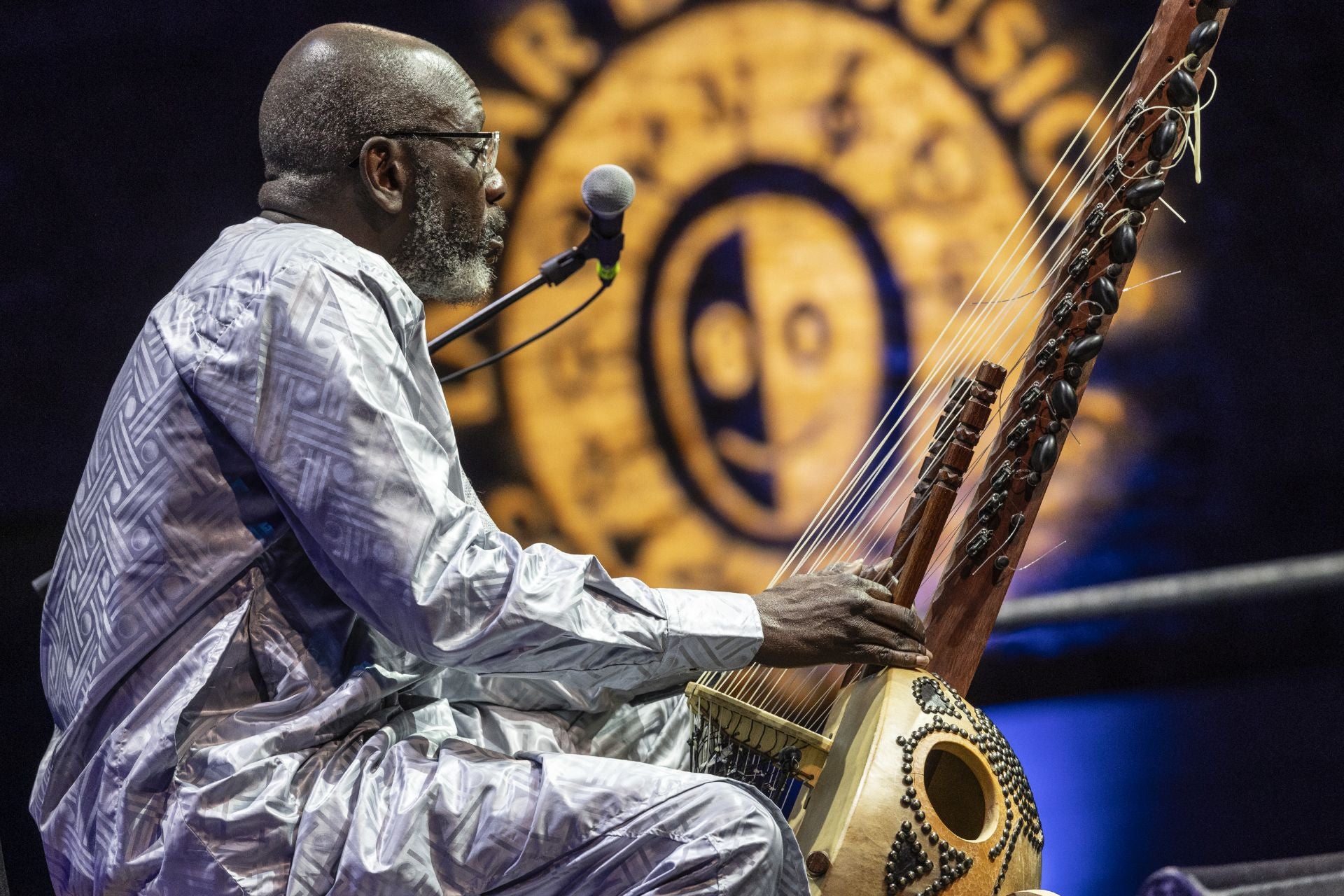 Los conciertos de Ana Lua Caiano, El Caribefunk, Ballakè Sissoko y Eliades Ochoa, en imágenes