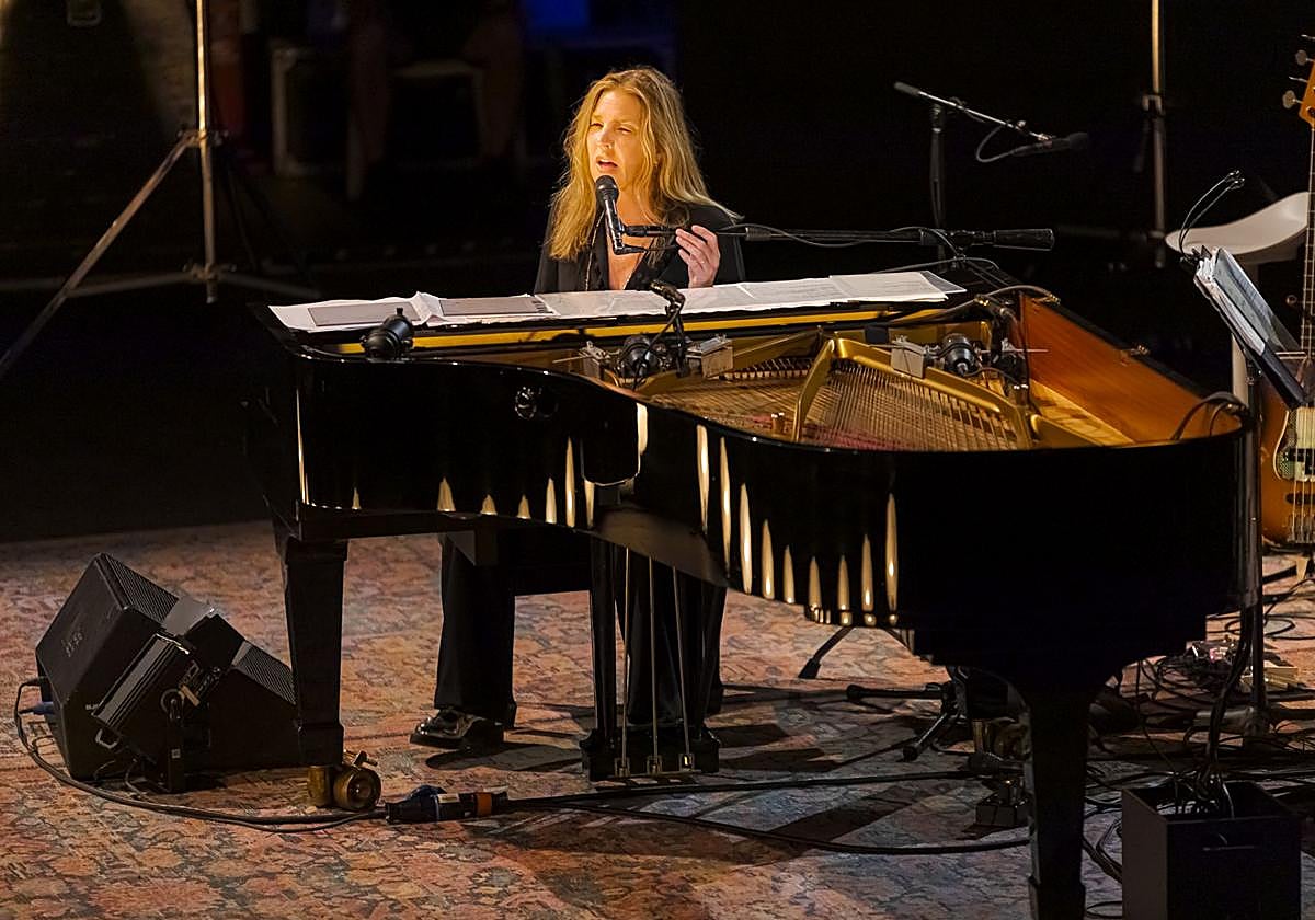 Diana Krall, al piano, este lunes.
