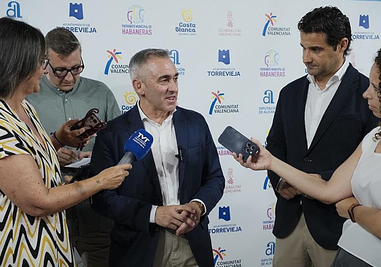 La Generalitat estuvo presente en la velada de la mano del conseller de Agricultura.