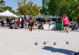 Jugadores en el Open Internacional de Petanca, ayer.