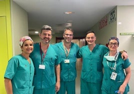 Equipo de la nueva unidad de cirugía de pared abdominal del hospital Rafael Méndez.