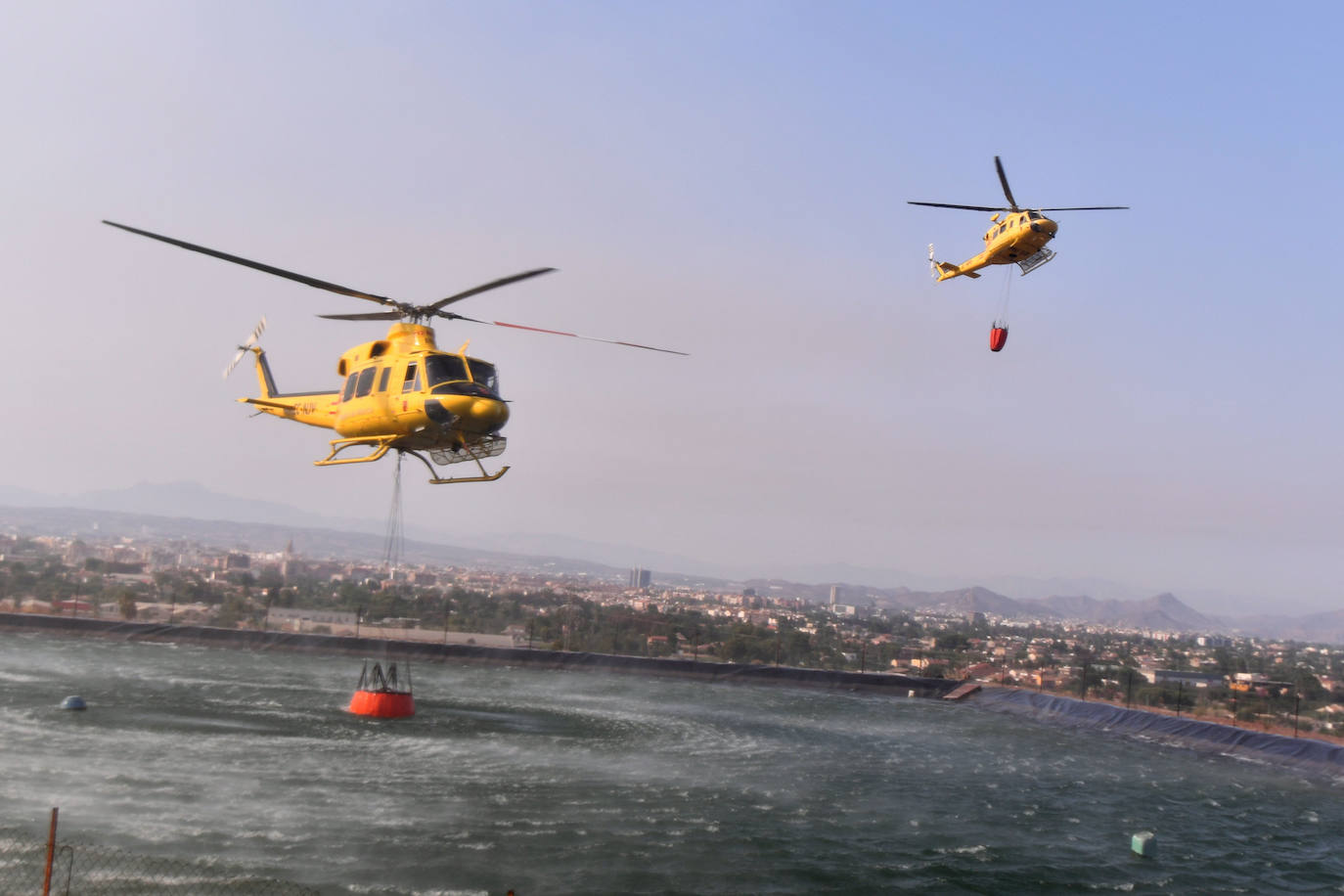 Un incendio en El Valle devora varias hectáreas de monte