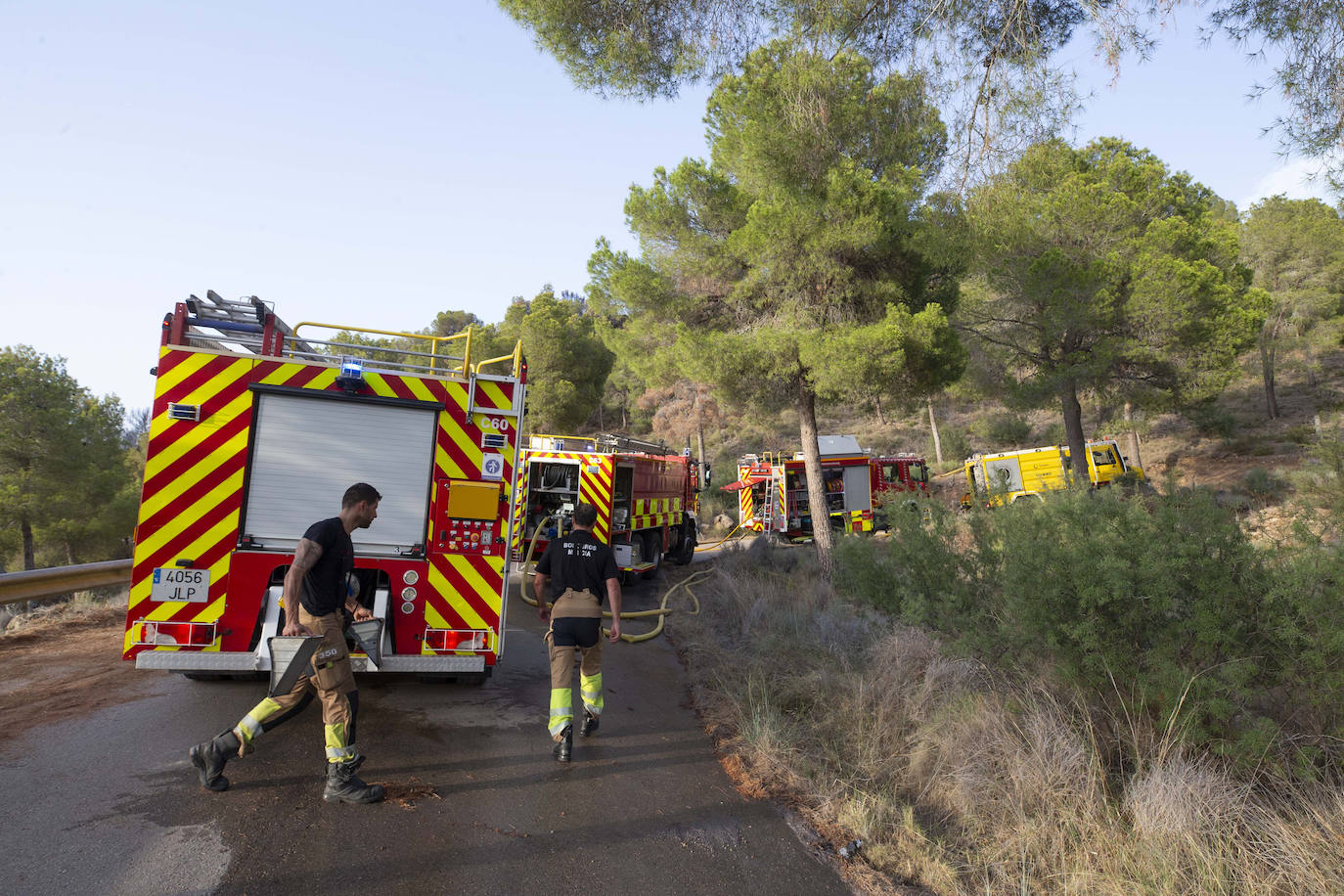 Un incendio en El Valle devora varias hectáreas de monte