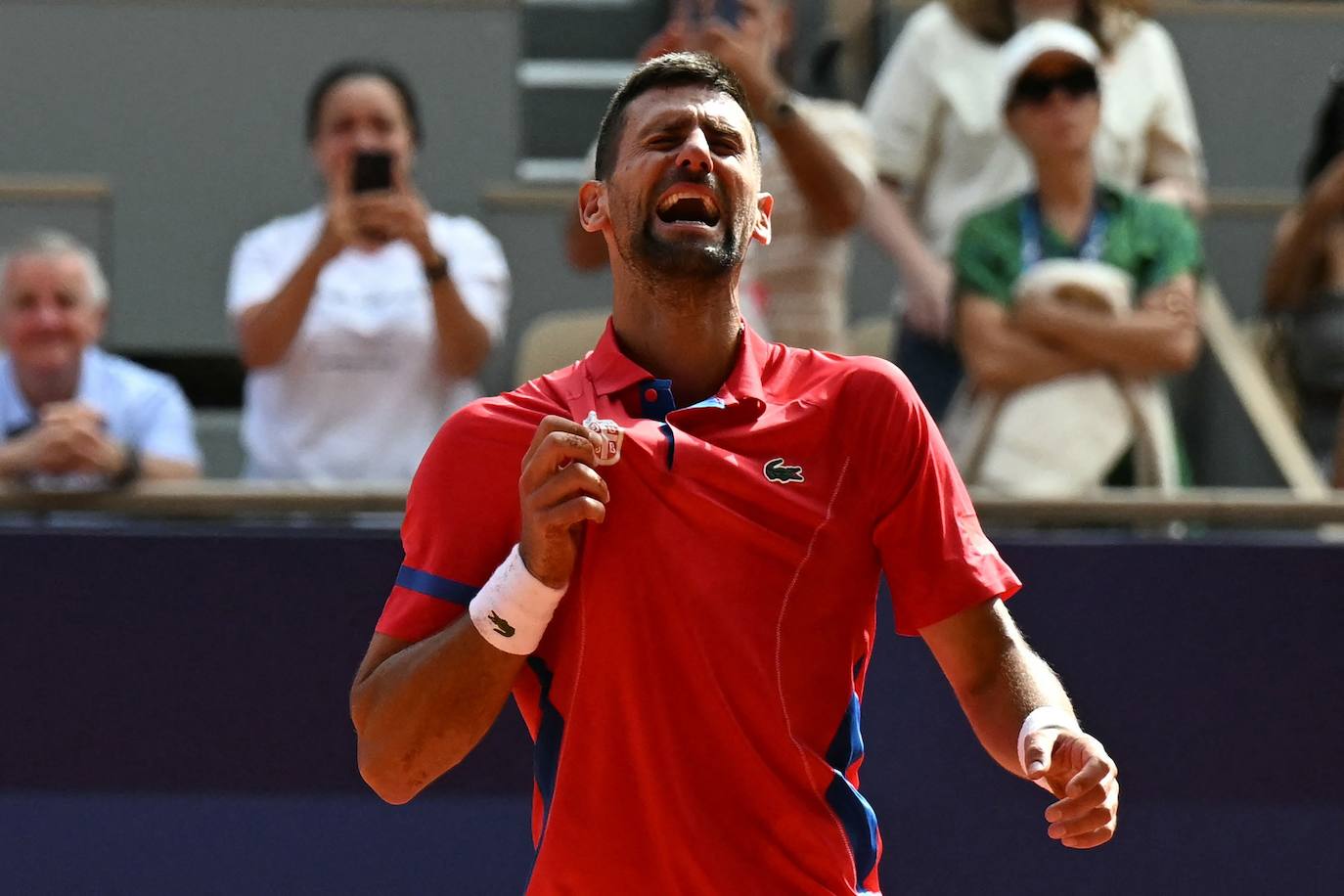 En imágenes, la final de tenis en los Juegos Olímpicos entre Carlos Alcaraz y Novak Djokovic