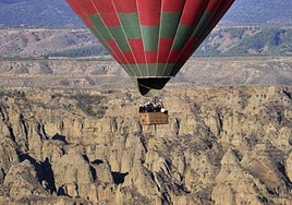 Paseo en globo por la Capadocia española.