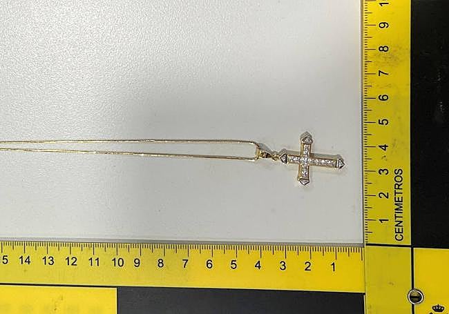 Una de las joyas sustraídas.