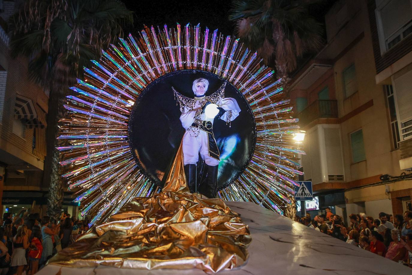 El desfile del Carnaval de Torrevieja, en imágenes