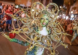 El desfile del Carnaval de Torrevieja, en imágenes