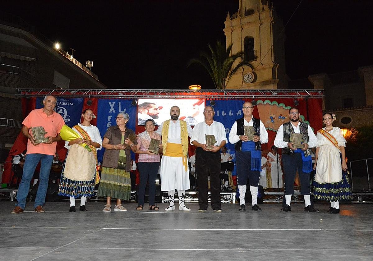 La Peña L'Albarza de Fortuna homenajea a sus presidentes en sus 40 años de existencia