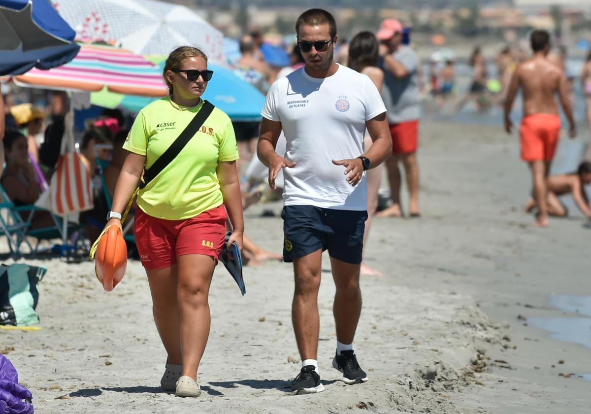 Carmen y Alejandro, durante su jornada en San Pedro del Pinatar.