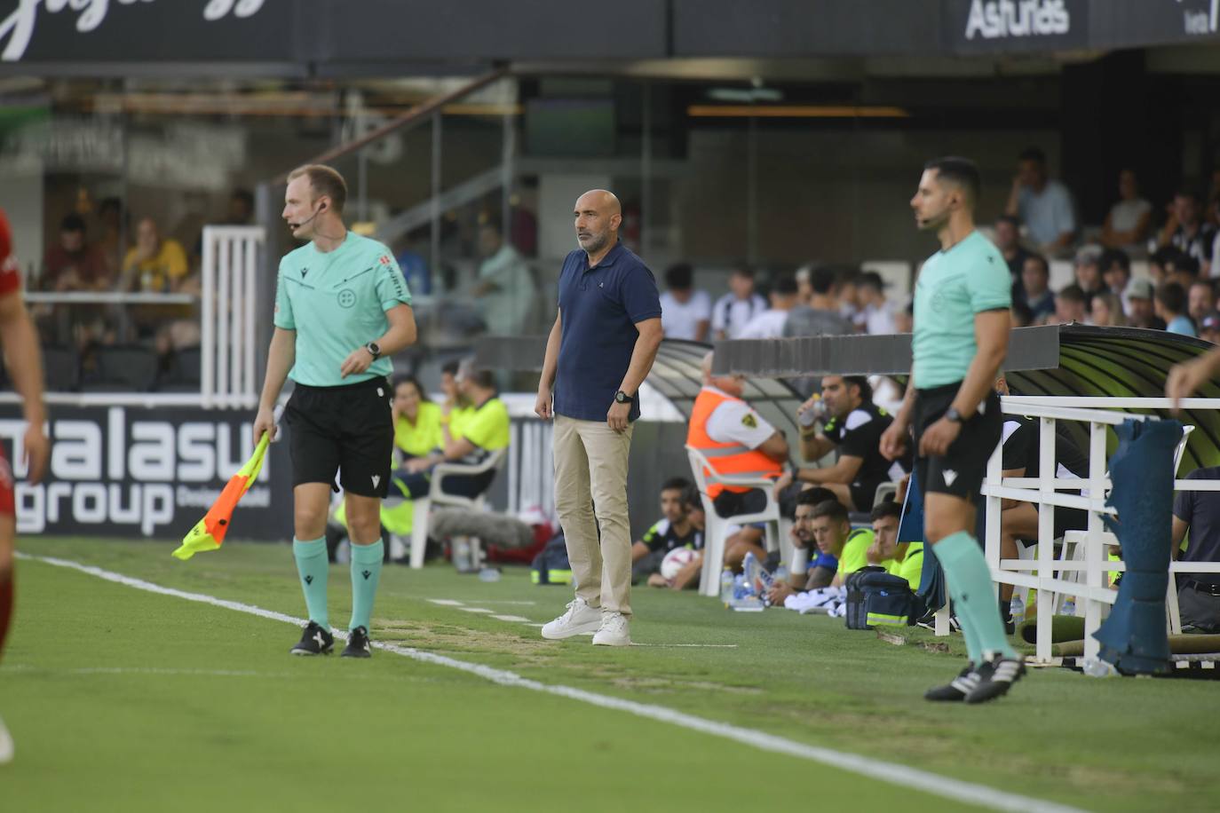 La derrota del Cartagena ante el Zaragoza, en imágenes