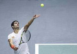 Carlos Alcaraz, durante un partido con España en la Copa Davis.