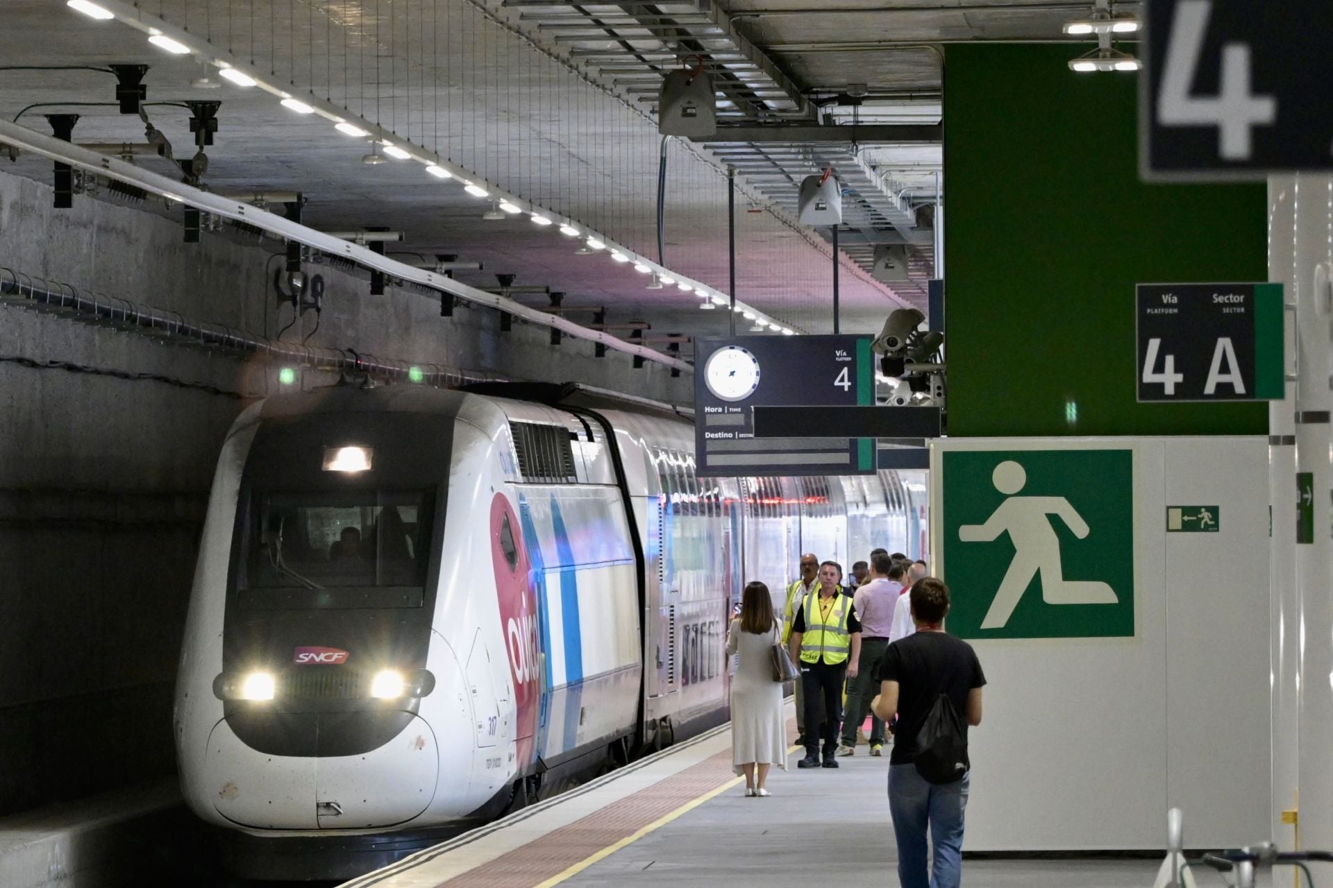 Así fue la inauguración de la línea de Ouigo entre Murcia y Madrid, en imágenes