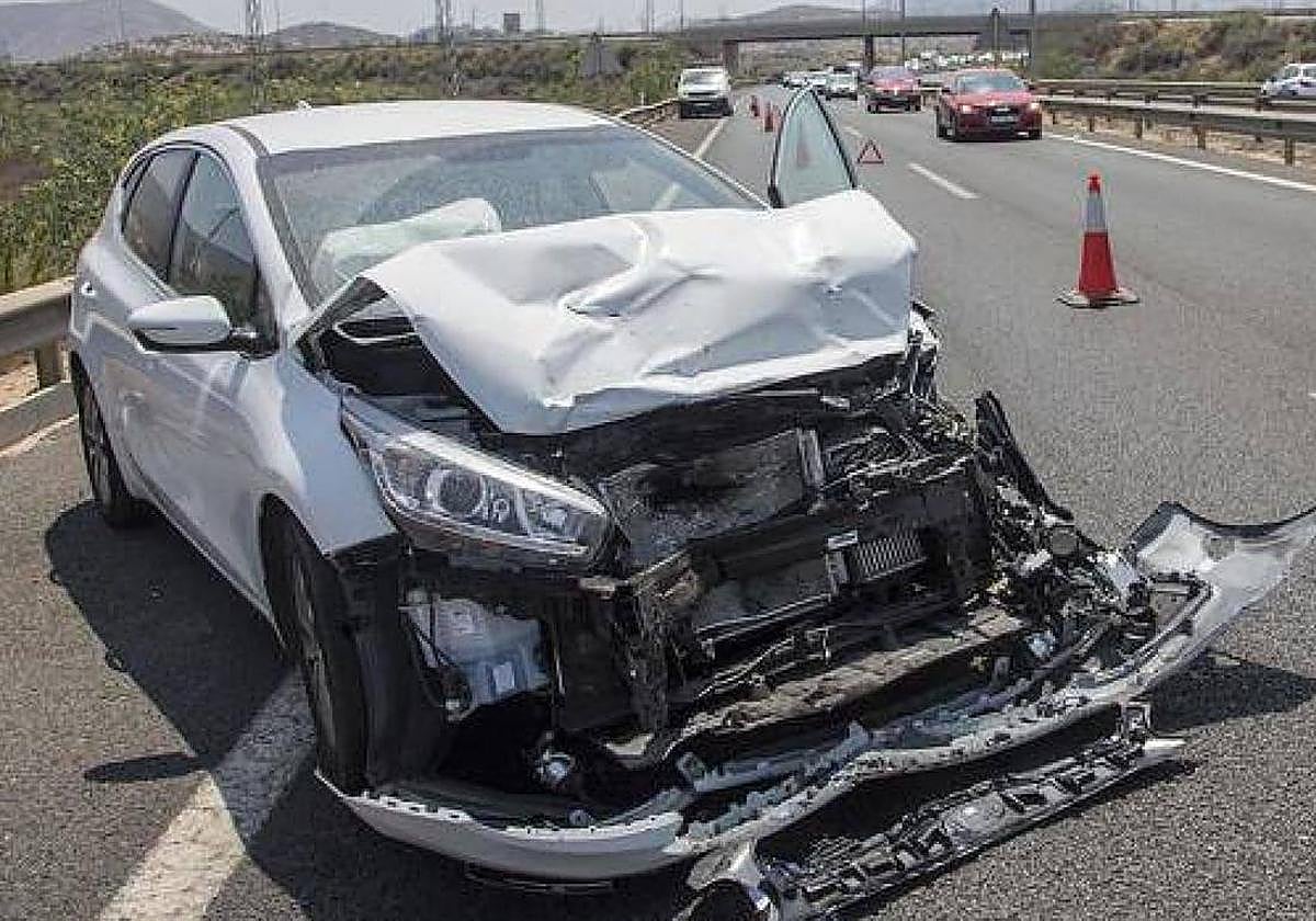 Un accidente en la A-30, en una imagen de archivo.