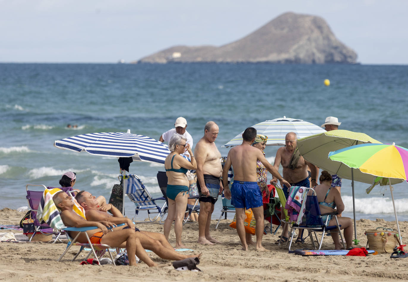 Alta ocupación en La Manga, en imágenes