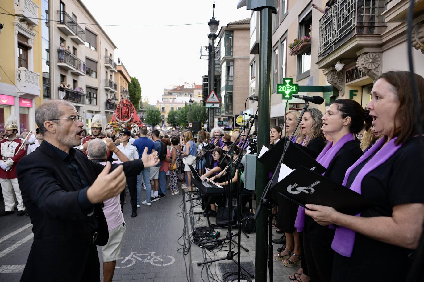 La bajada de la Virgen de la Fuensanta a la Catedral de Murcia, en imágenes