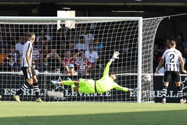 La derrota del Cartagena frente al Levante, en imágenes