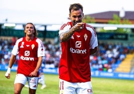 La victoria del Real Murcia frente al Alcoyano, en imágenes